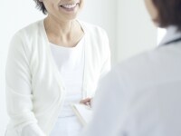 膠原病は中年の女性に多い病気です