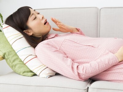 眠くて仕方なくなったり、つわりが重くなる時期