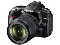 世界初の動画撮影可能なデジタル一眼レフ ニコン D90。