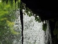水で白くする