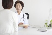 痰や咳で気になることがあれば、心配しすぎずに医療機関を受診しましょう。