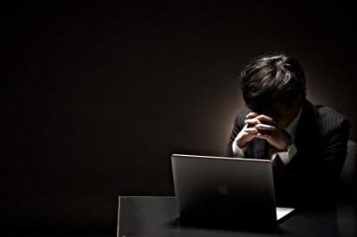 家にひきこもって、もう誰にも会いたくない……そんな気持ちのときこそ行動を起こしましょう。