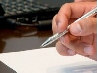 書き出しの時候の挨拶に迷うことも多いものですが、ときにはやわらかく自分の言葉で表現するのもいいものです