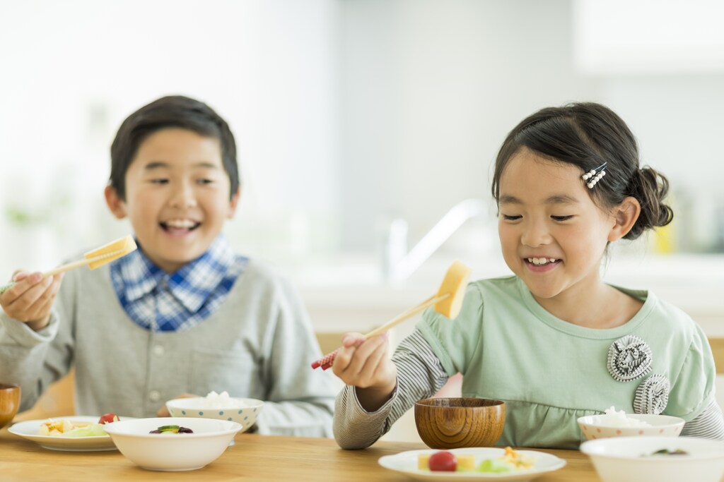 子供の顎や噛む力を鍛えるのにおすすめの食べ物とは？