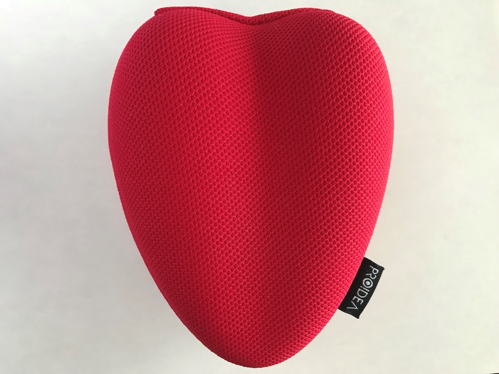 働く女性の救世主！ 腰の疲れにハート形グッズ「コシレッチ」の使い方