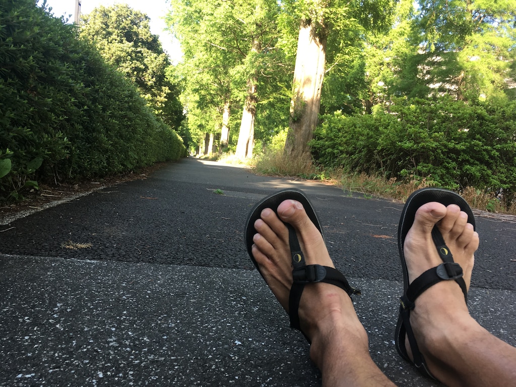 ランニングサンダル「ルナサンダル」で脚力アップ＆マラソン強化！