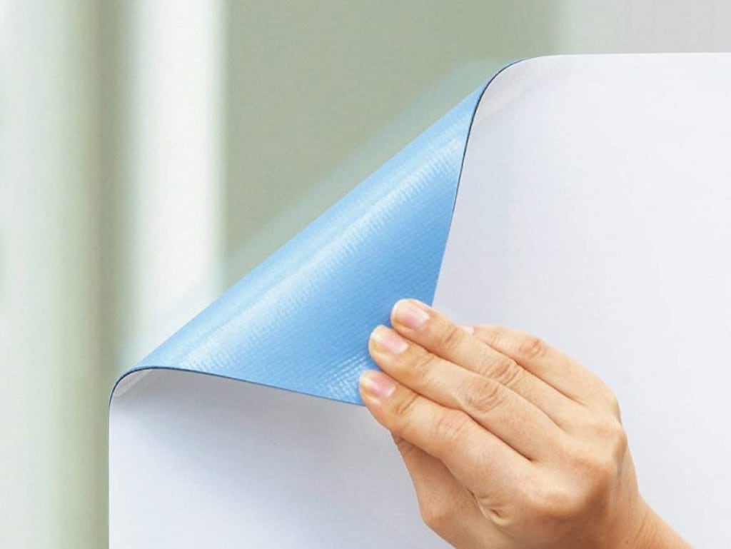 様々な用途で大活躍！貼ってはがせるコクヨのホワイトボードが超便利