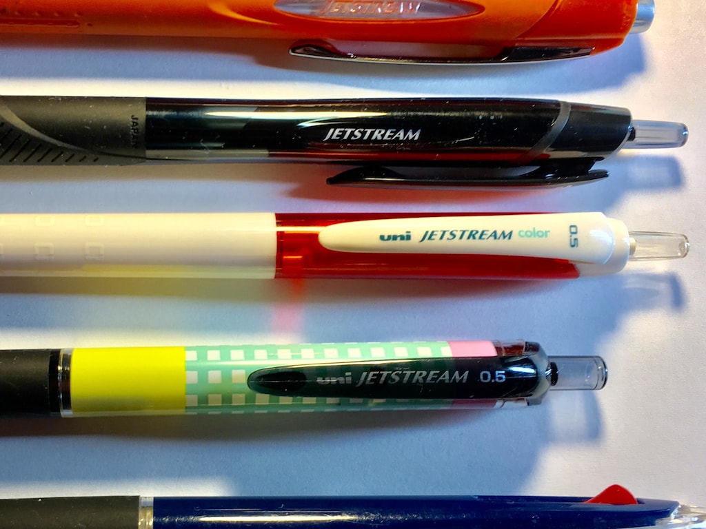 ジェットストリームの替芯はコンビニでも買える！ライターが長年愛用する理由とは