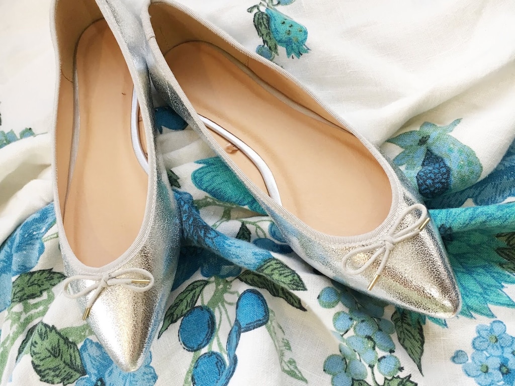 使って検証。本当に高コスパのバレエシューズはGU！品質や履き心地は？