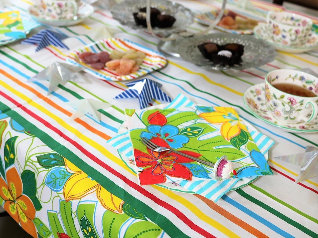 使い捨てのペーパーテーブルクロスが便利！ホームパーティースタイリストがイチオシ