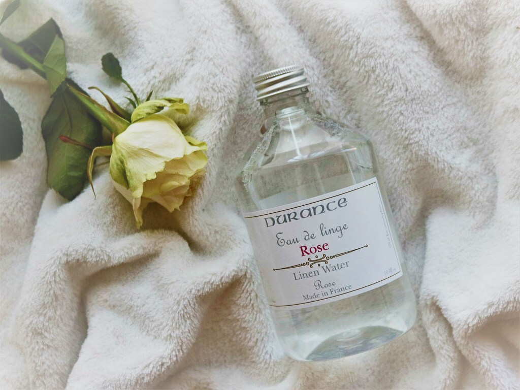 来客前にシュっとひと吹き！カーテンやソファの香り付けにも使えるリネンウォーター