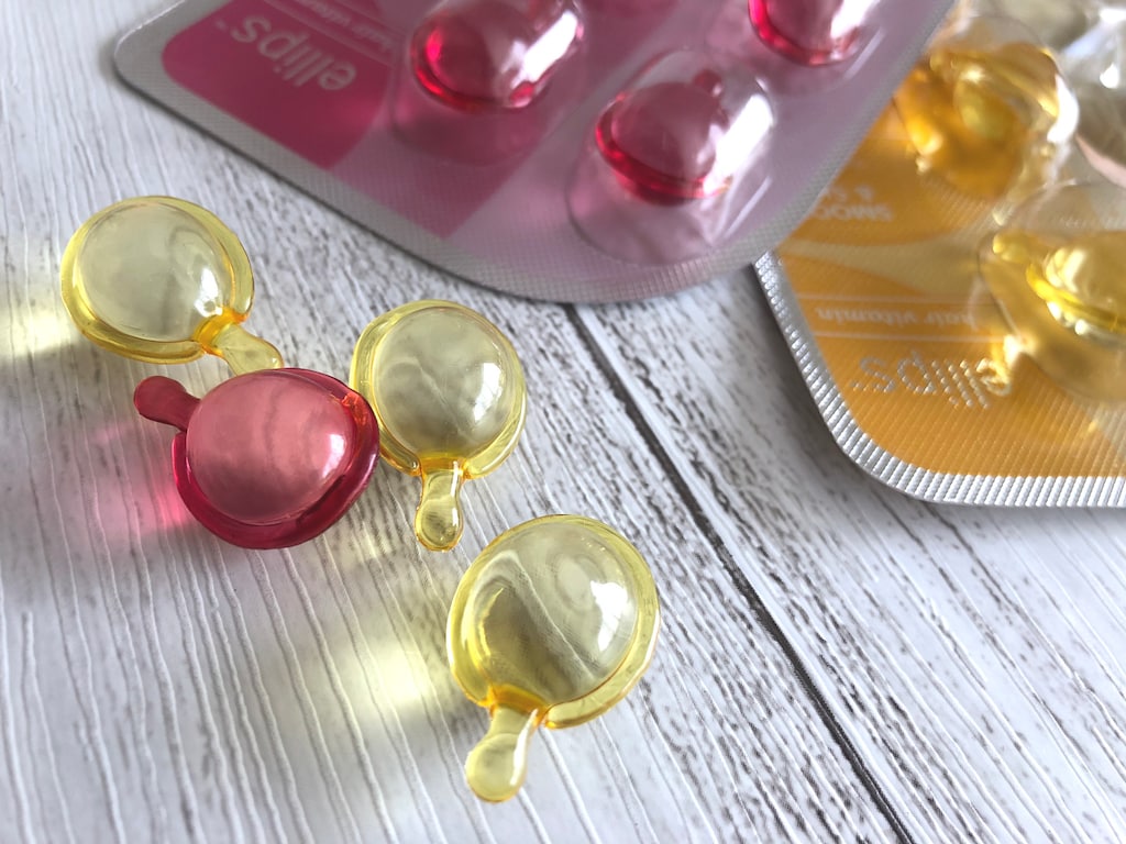 個包装で使いやすい！エリップスのカプセル型ヘアオイル