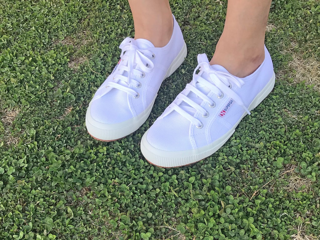 でしゃばらない魅力。大人の女性が履きたいスニーカー「スペルガ」