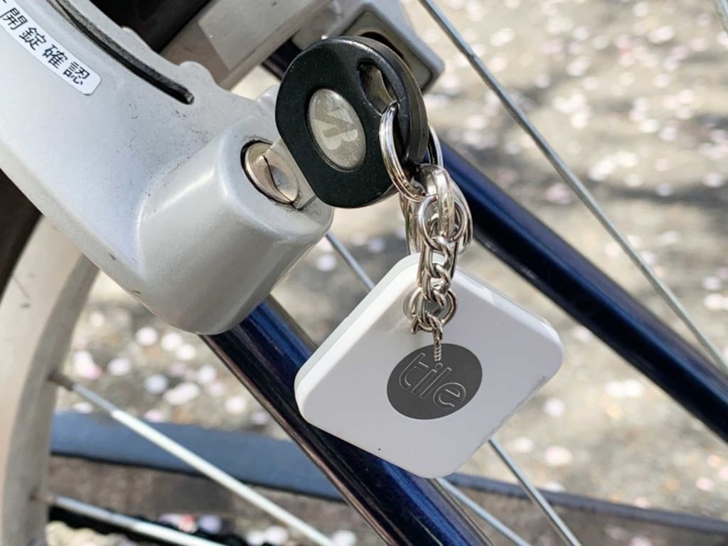 忘れ物の位置情報をスマホで特定！Bluetoothトラッカー「Tile」