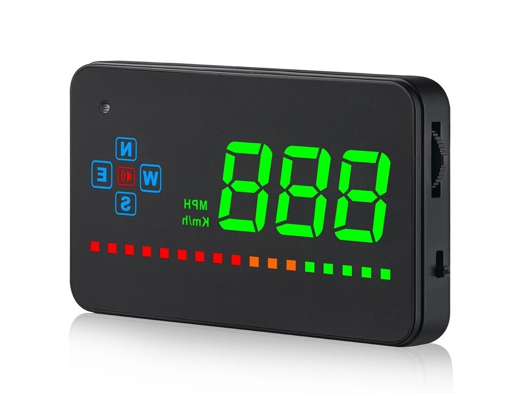 年間2万円の損？ヘッドアップディスプレイで速度を守って罰金回避