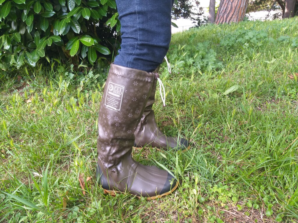 「丸める長靴」と形容するにはおしゃれすぎる一品