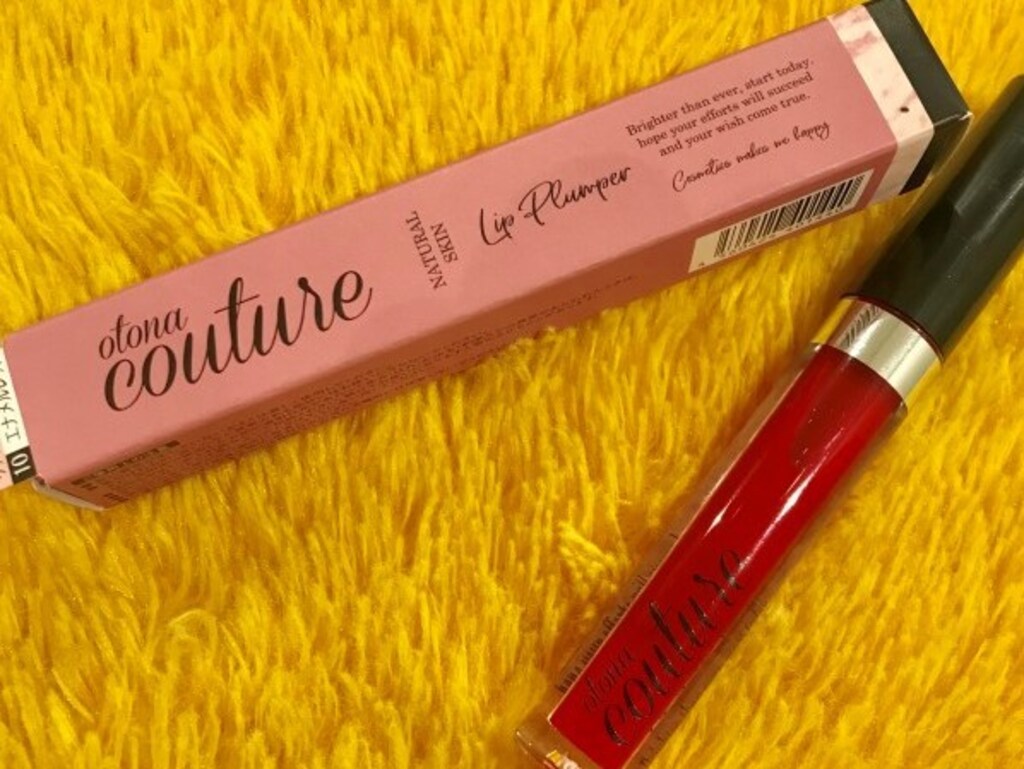 唇と顔の縦ジワを防止！ 大人女性のための「オトナクチュール　リップスランパー」