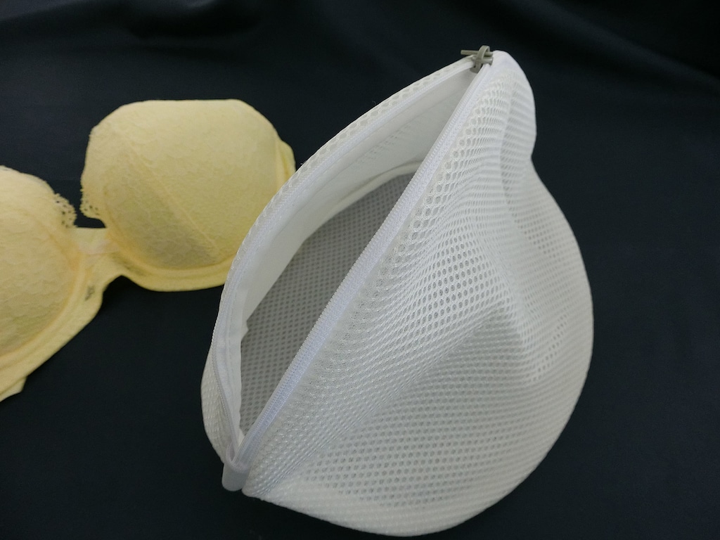 立体構造でブラジャーも安心して洗える！無印良品の洗濯ネットが◎