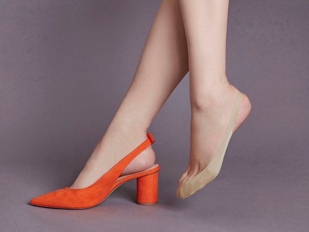 パンプスで脱げる悩みを解決するフットカバー！17℃の「スマートカバー」がおすすめ