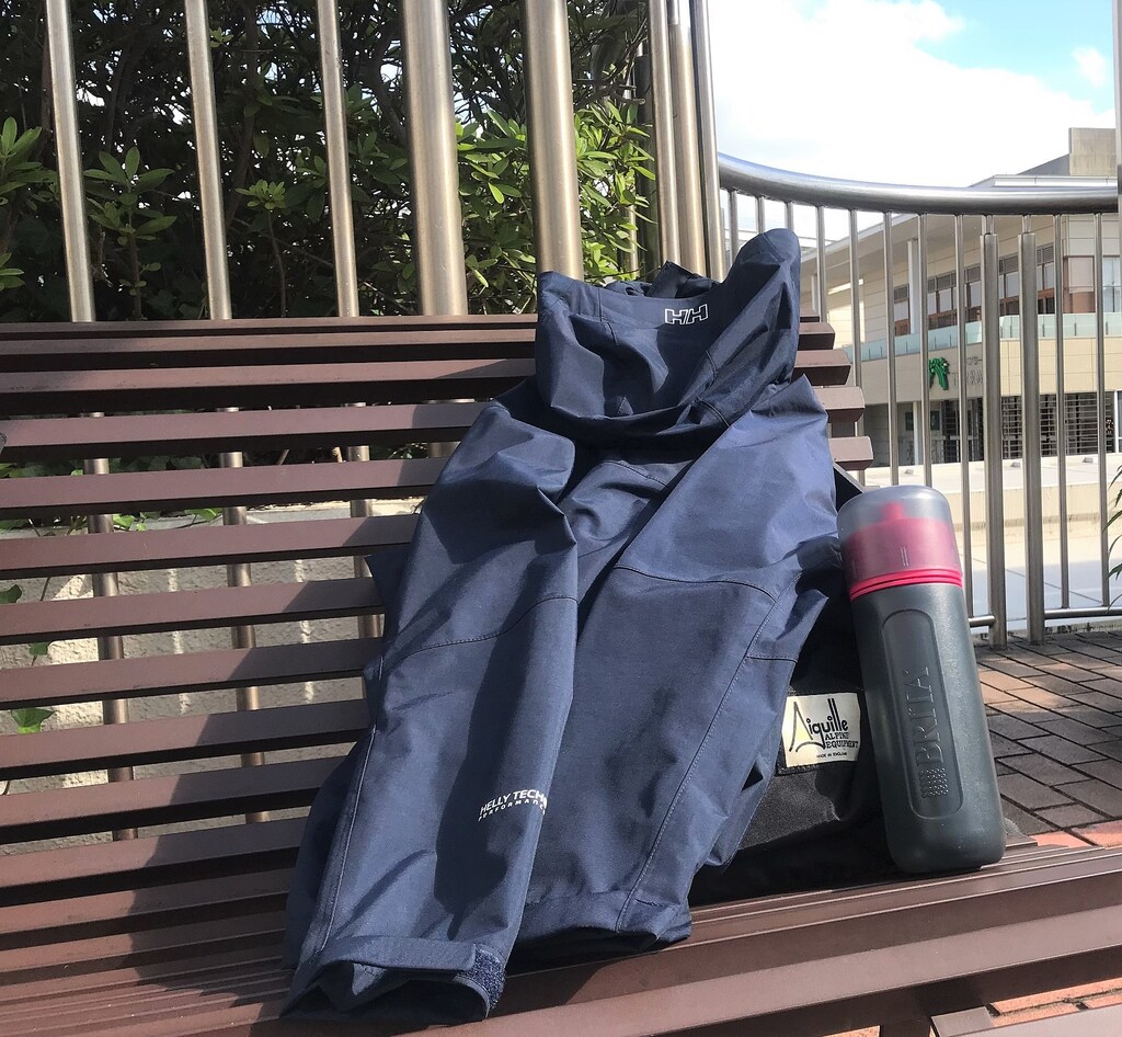 冬も大活躍な防水ウェア！ ヘリーハンセンの「スカンザライトジャケット」