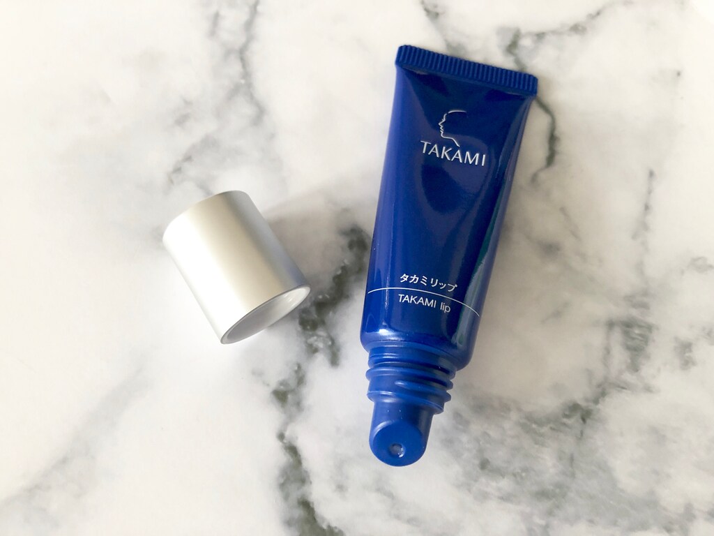 唇のエイジングケアに！タカミのリップ美容液