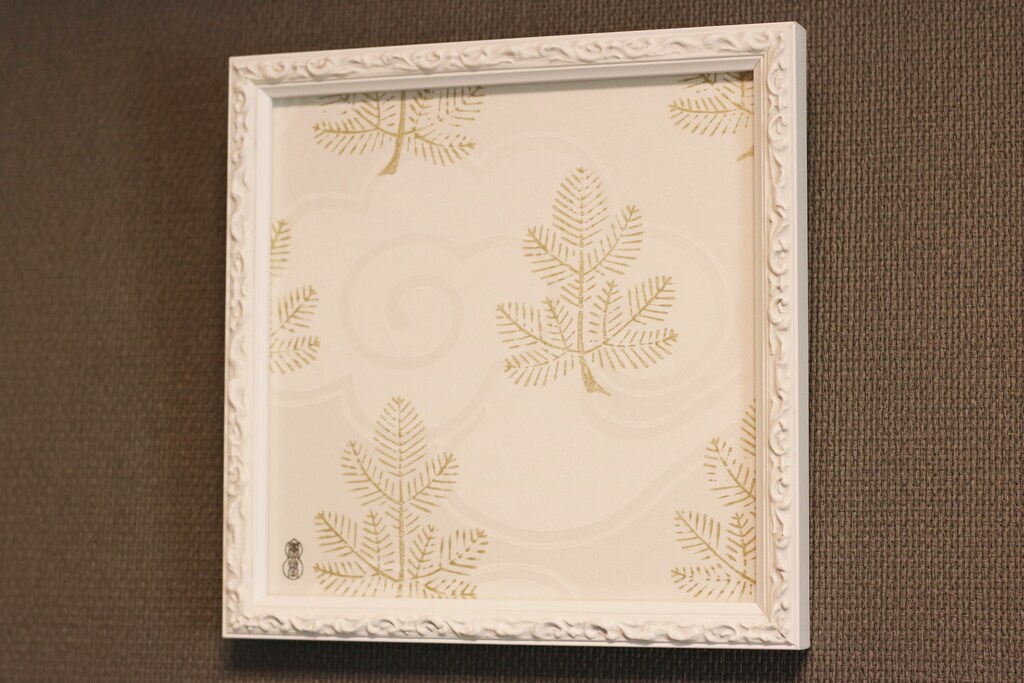 インテリアにおすすめ！日本唯一の唐紙アート作品「雲母唐長」