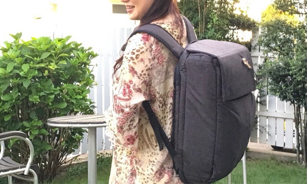 「かわるビジネスリュック」が女子の旅行用リュックにおすすめ！