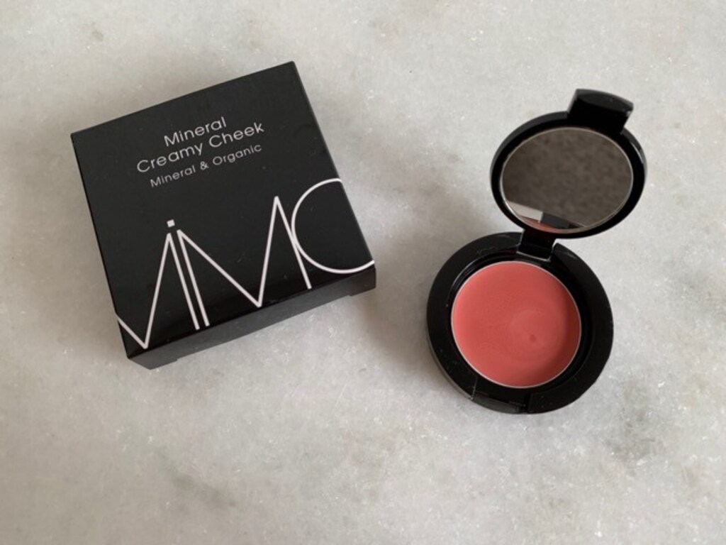 大人女性におすすめ！リップにもなるMiMCの「ミネラルクリーミーチーク」