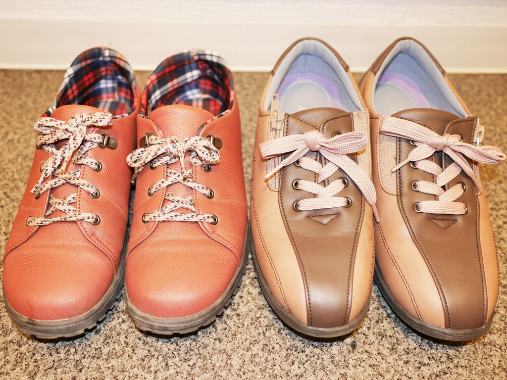 1駅歩きたくなる！6回リピ買いした「足にやさしい」スニーカー