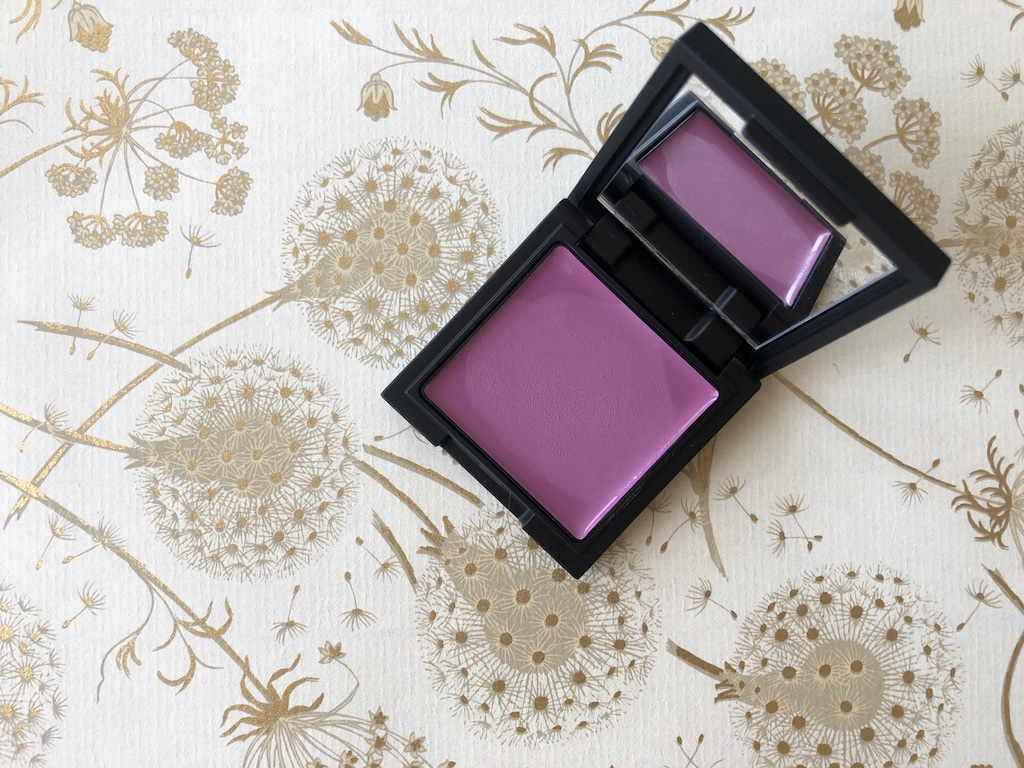 大人女子のくすみ顔に！セルヴォークのパープルクリームチークがおすすめ！
