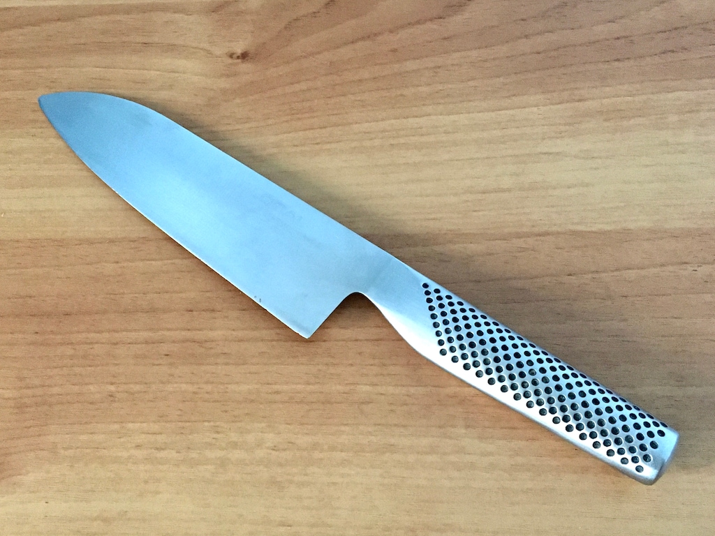 メイドインジャパンの逸品！グローバルの三徳包丁