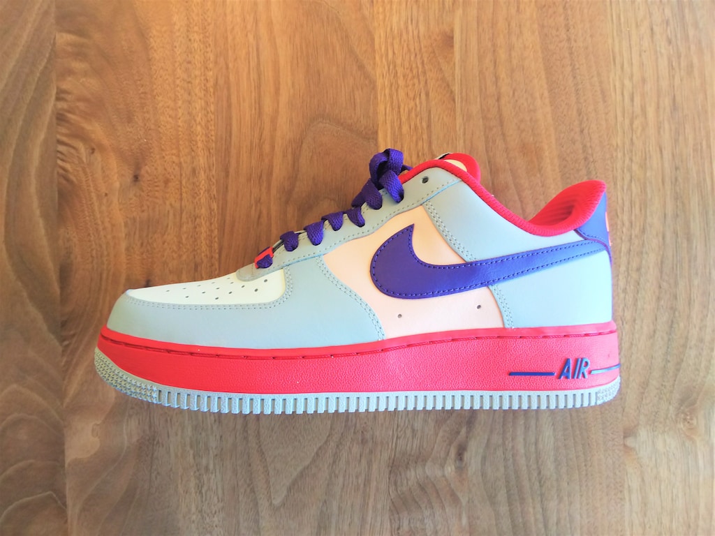 かぶりたくない人におすすめ！NIKEのエアフォース1を自分でカスタマイズ