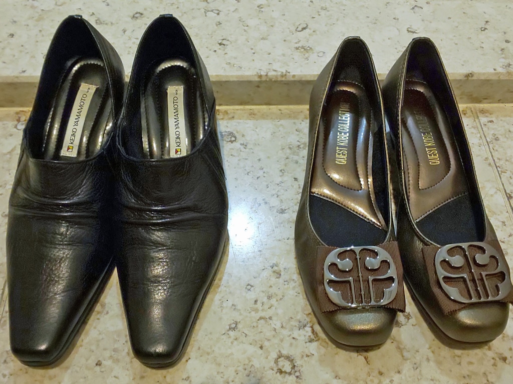 足幅広めでも安心！履きやすいクエスト神戸のKEIKO YAMAMOTOパンプス