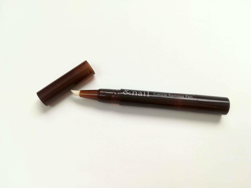 甘皮をケアして美爪に！アンドネイルの「キューティクルリムーバー」