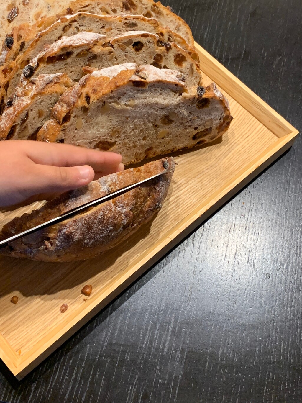 パン切りナイフの最上級モデル「せせらぎ」がスゴイ！