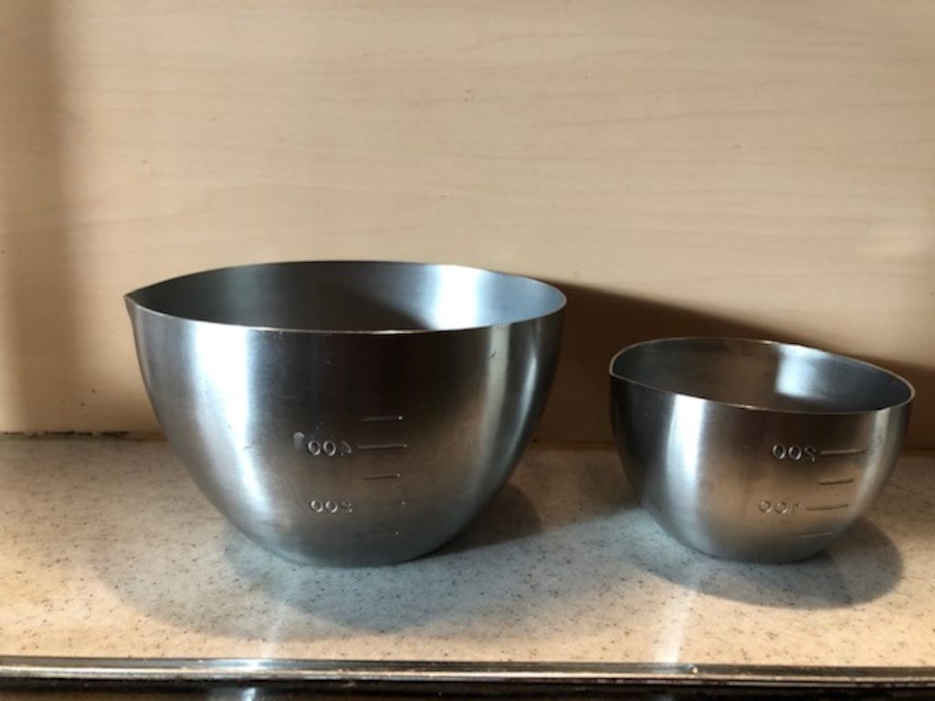 洗いやすくて食卓にそのまま出せる家事問屋の「下ごしらえボール」