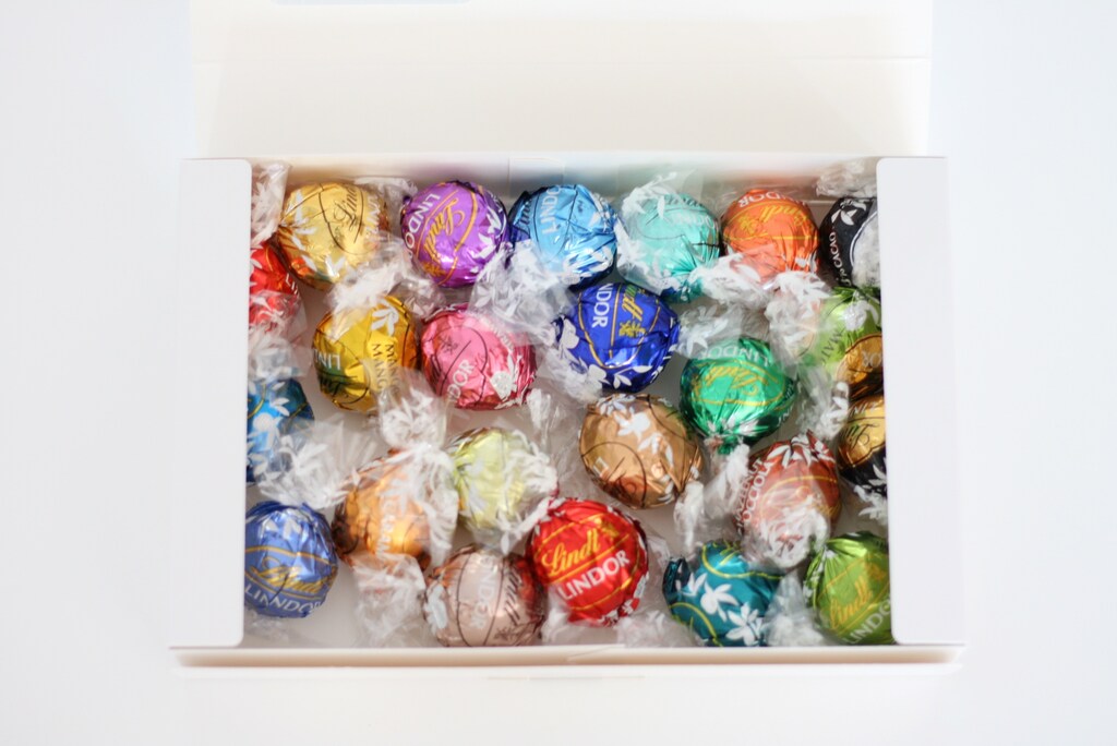 まるで宝石箱！リンツ「リンドールチョコレート」はリラックスタイムにピッタリ