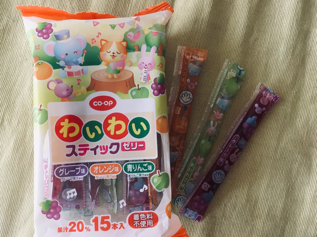 子供がほぼ100％喜ぶ！コープの「わいわいスティックゼリー」が大好評