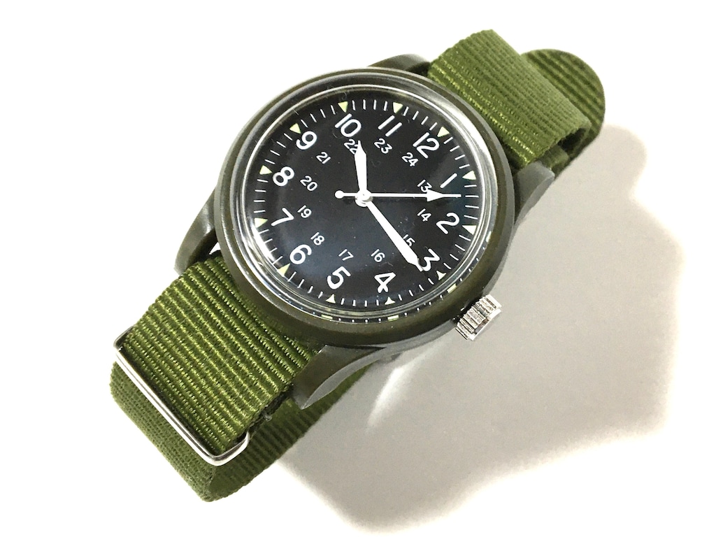 【100均】ダイソーの500円腕時計が超優秀！定番ミリタリーウォッチとの違いは？