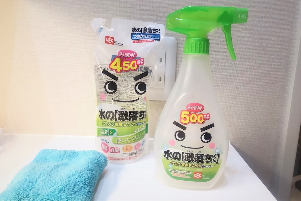 フローリング掃除の強い味方！「水の激落ちくん」