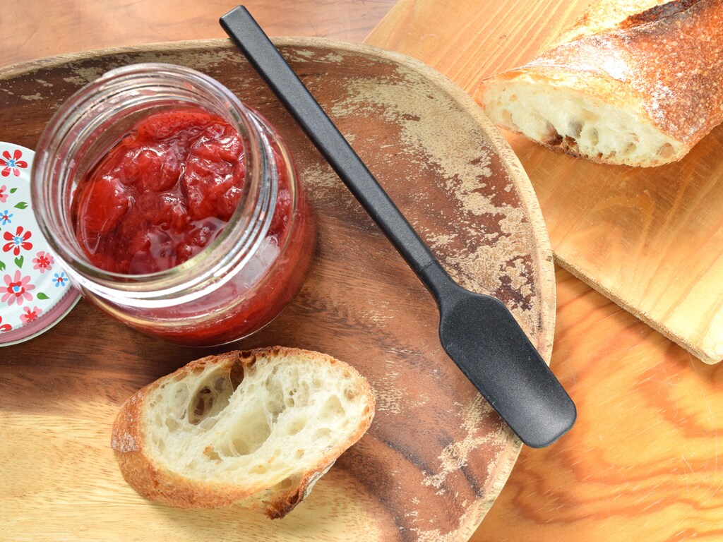 計算し尽くされた長さと素材！無印良品の「シリコーンジャムスプーン」