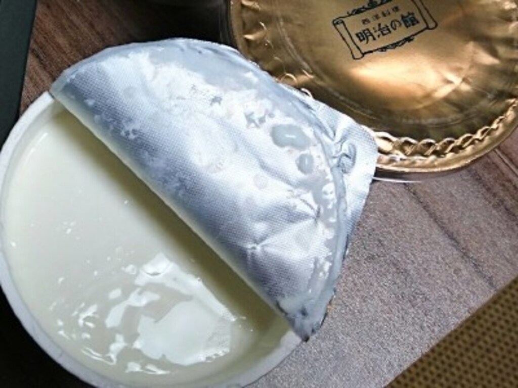 明治の館「トラディショナル ヨーグルト」はデザートの極み！ 販売店・賞味期限は？