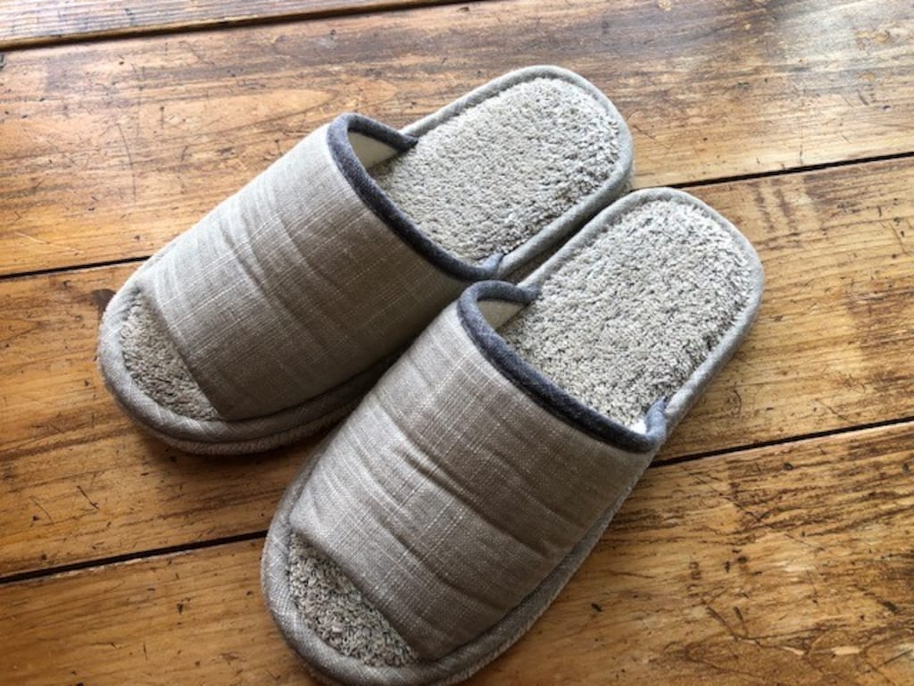 カインズのスリッパは履き心地抜群で「ながら掃除」ができる一石二鳥のアイテム