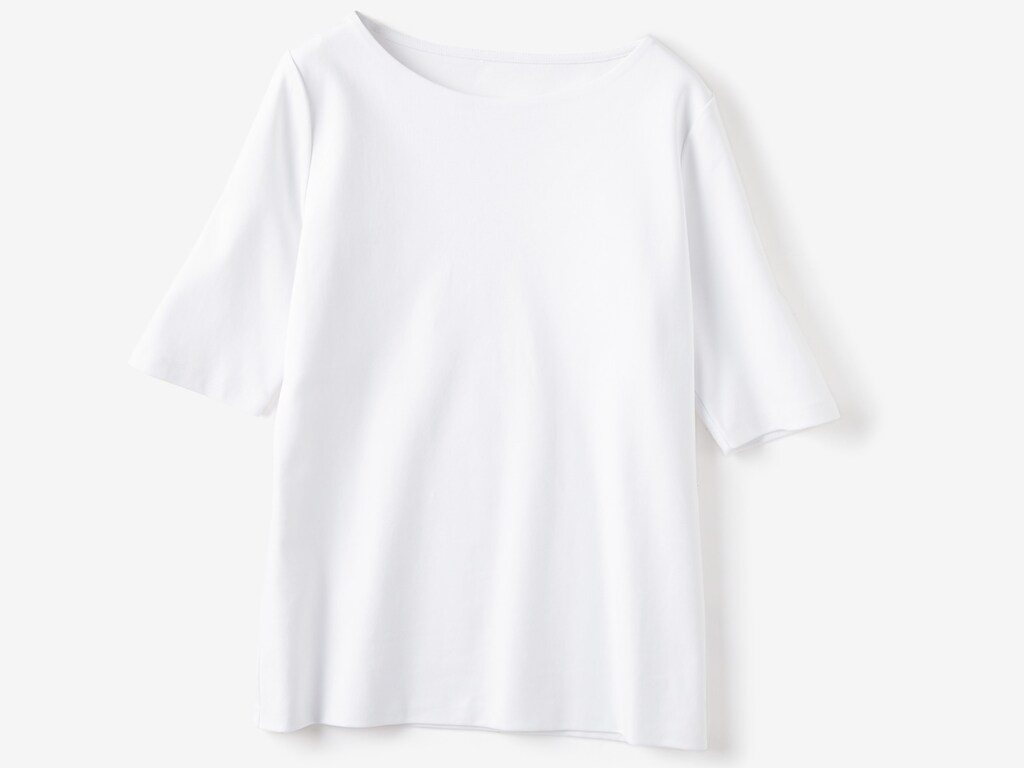 大人女性に圧倒的人気のドゥクラッセのTシャツ！おすすめの色やサイズは？