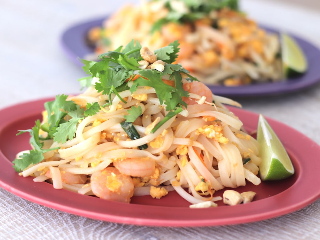 まるで旅行気分！「タイの台所 タイ焼きそばパッタイセット」で手軽に本場の味