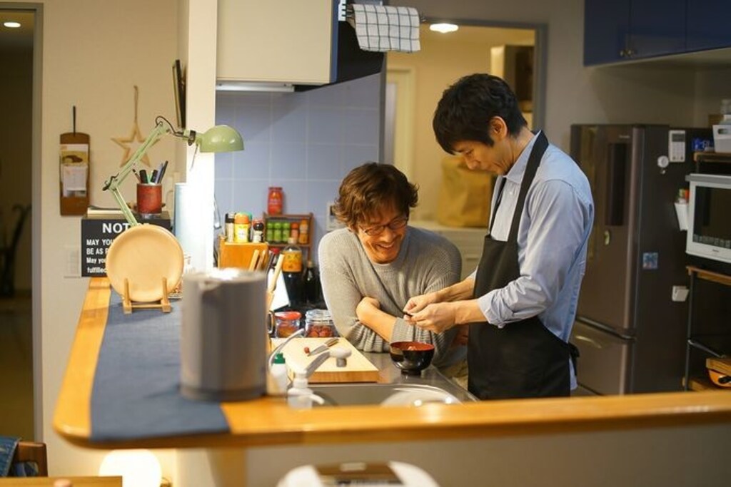 ドラマに学ぶ！シロさんとケンジが愛用するイケアのワークランプ「FORSÅ」