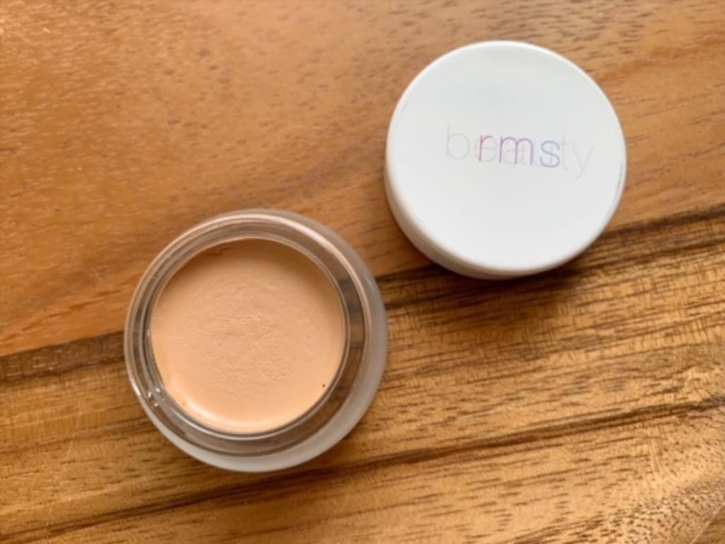 マスクから見える部分だけ！rms beautyのファンデ「アンカバーアップ」