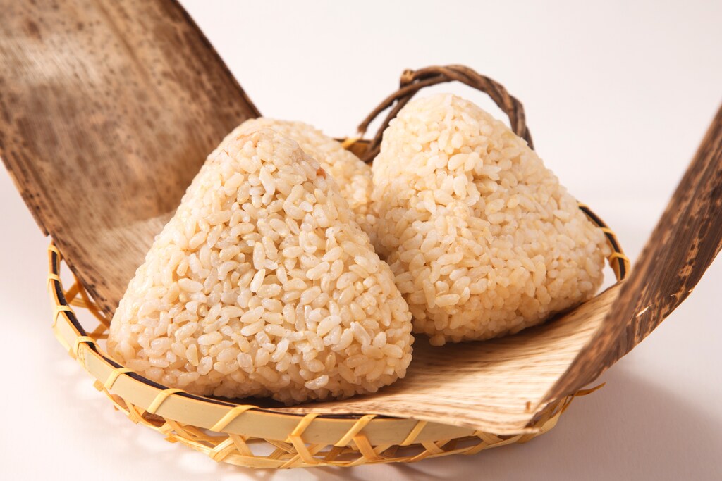  週2回！玄米おにぎりで健康ダイエット。栄養成分や抗酸化のヒミツ