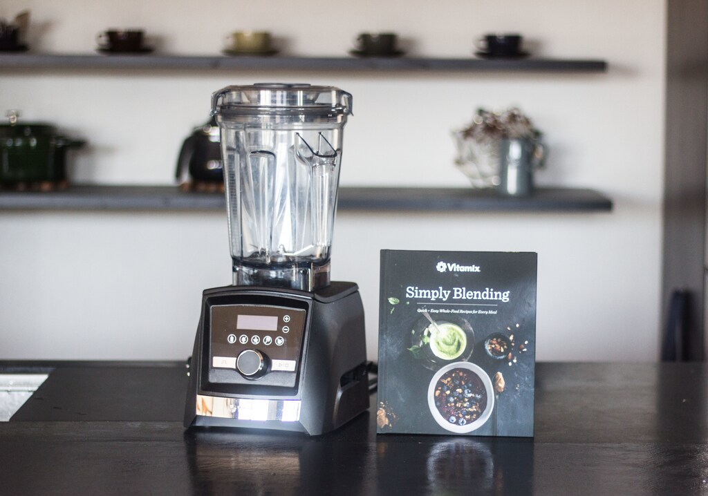食事の質が上がった！最強ミキサー「バイタミックスA3500i」の魅力と使い方