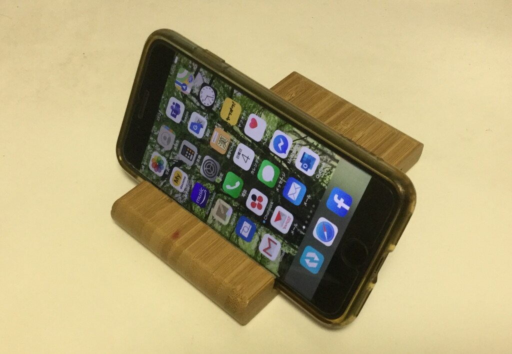 299円！IKEAのタブレットスタンドは在宅ワークやオンライン学習に大活躍